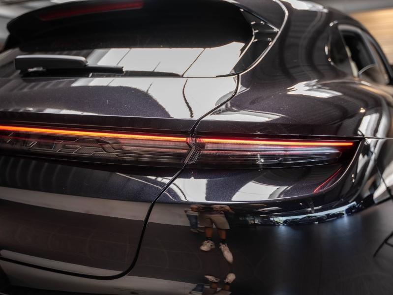 Voitures occasions PORSCHE Taycan Cross Turismo Turbo Champagne-au-Mont-d'Or