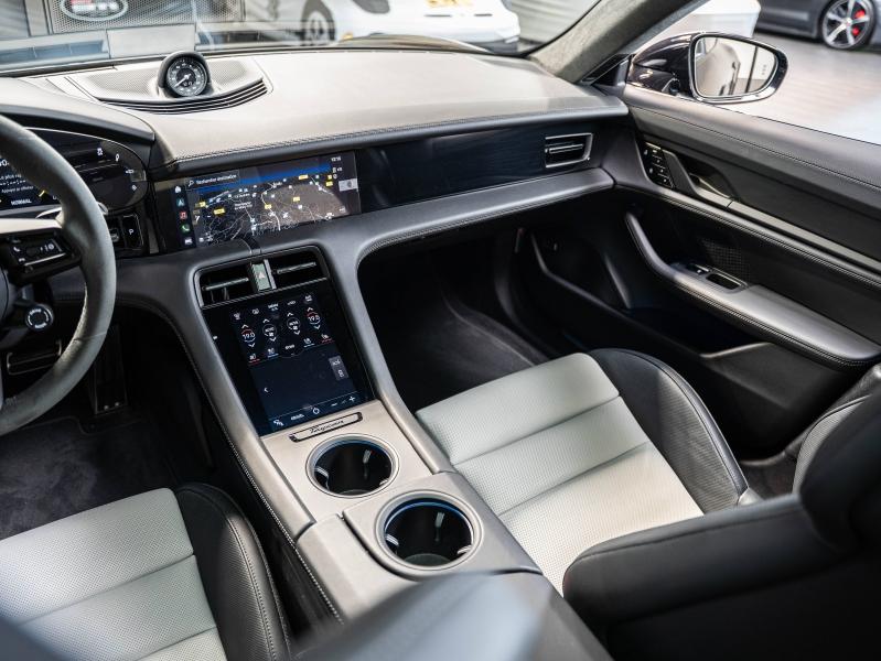 Voitures occasions PORSCHE Taycan Cross Turismo Turbo Champagne-au-Mont-d'Or