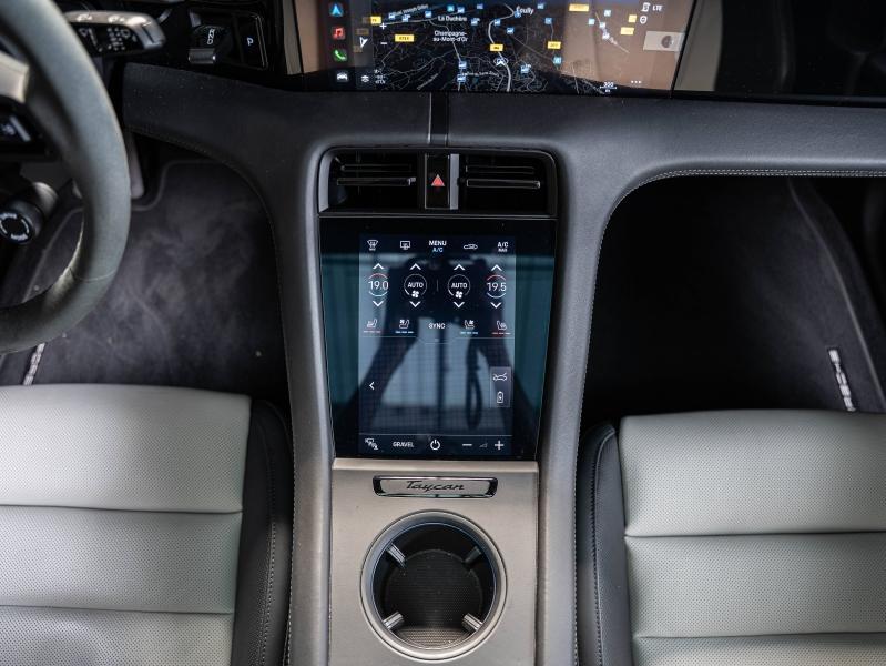 Voitures occasions PORSCHE Taycan Cross Turismo Turbo Champagne-au-Mont-d'Or
