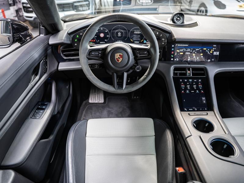 Voitures occasions PORSCHE Taycan Cross Turismo Turbo Champagne-au-Mont-d'Or