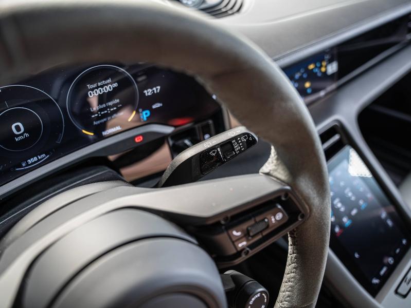 Voitures occasions PORSCHE Taycan Cross Turismo Turbo Champagne-au-Mont-d'Or