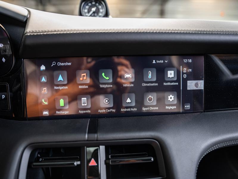 Voitures occasions PORSCHE Taycan Cross Turismo Turbo Champagne-au-Mont-d'Or