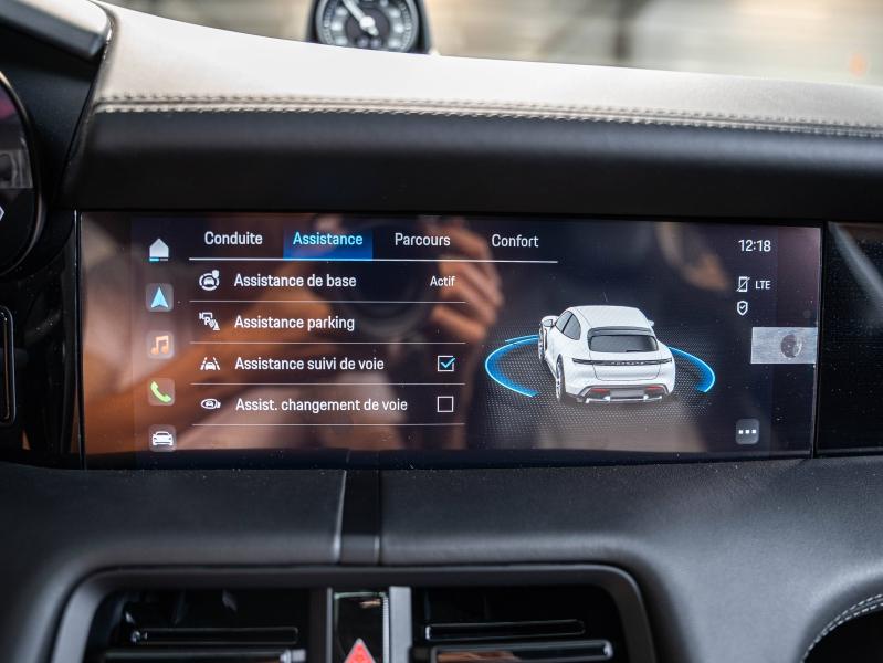 Voitures occasions PORSCHE Taycan Cross Turismo Turbo Champagne-au-Mont-d'Or