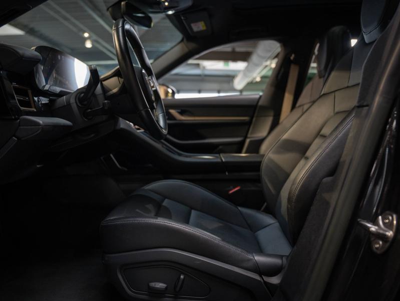 Voitures occasions PORSCHE Taycan Sport Turismo 4S Champagne-au-Mont-d'Or