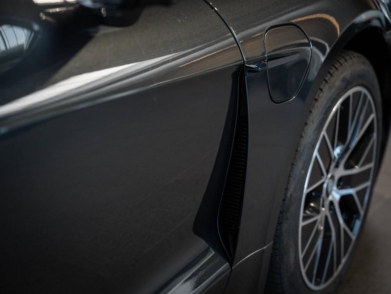 Voitures occasions PORSCHE Taycan Sport Turismo 4S Champagne-au-Mont-d'Or