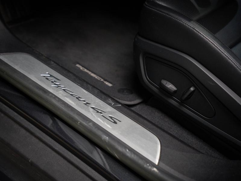 Voitures occasions PORSCHE Taycan Sport Turismo 4S Champagne-au-Mont-d'Or