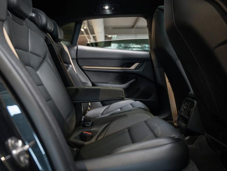 Voitures occasions PORSCHE Taycan Sport Turismo 4S Champagne-au-Mont-d'Or