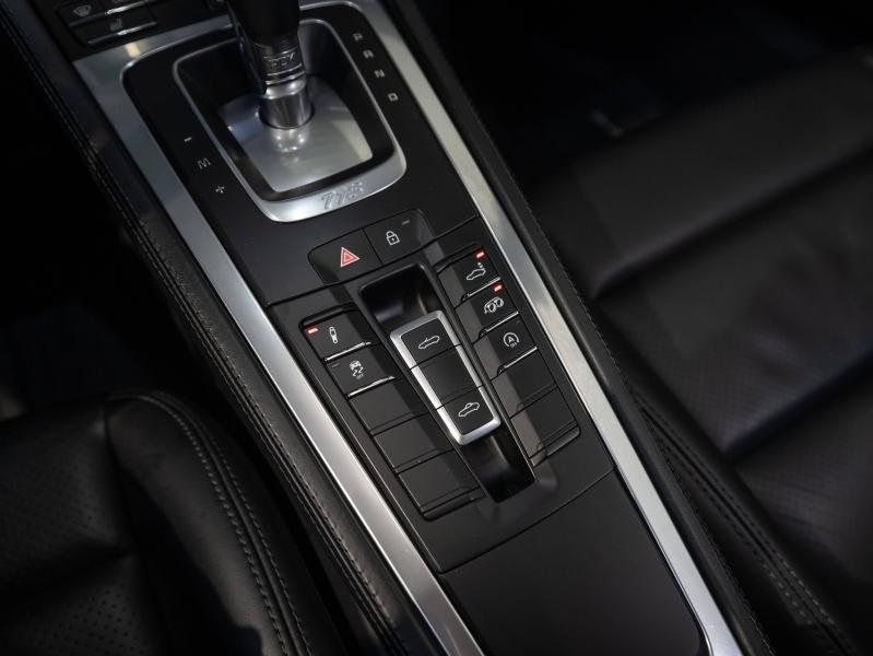 Voitures occasions PORSCHE 718 Boxster S Champagne-au-Mont-d'Or