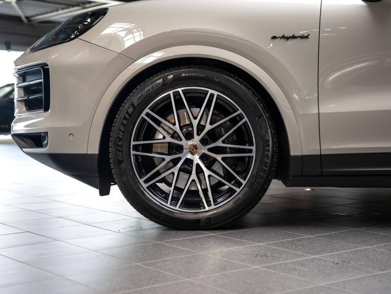 Voitures occasions PORSCHE Cayenne Coupe E-Hybrid Champagne-au-Mont-d'Or
