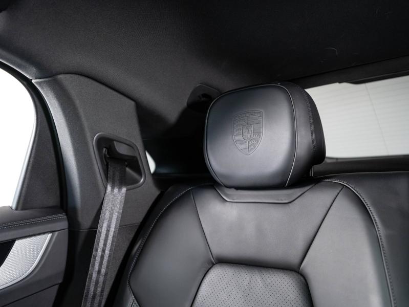 Voitures occasions PORSCHE Cayenne Coupe E-Hybrid Champagne-au-Mont-d'Or