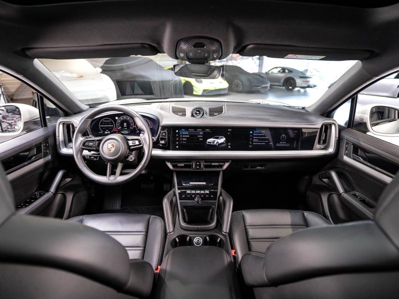 Voitures occasions PORSCHE Cayenne Coupe E-Hybrid Champagne-au-Mont-d'Or