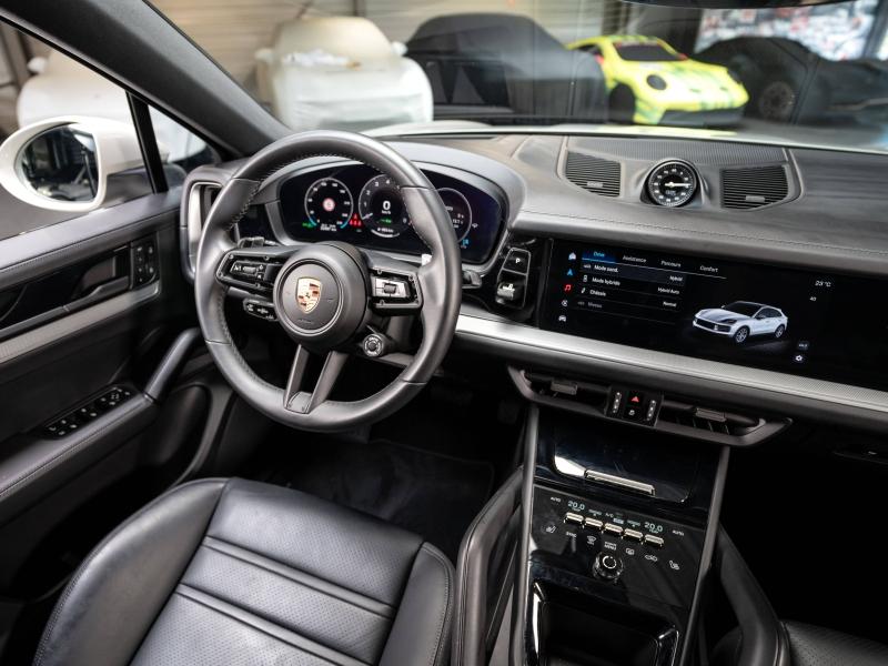 Voitures occasions PORSCHE Cayenne Coupe E-Hybrid Champagne-au-Mont-d'Or