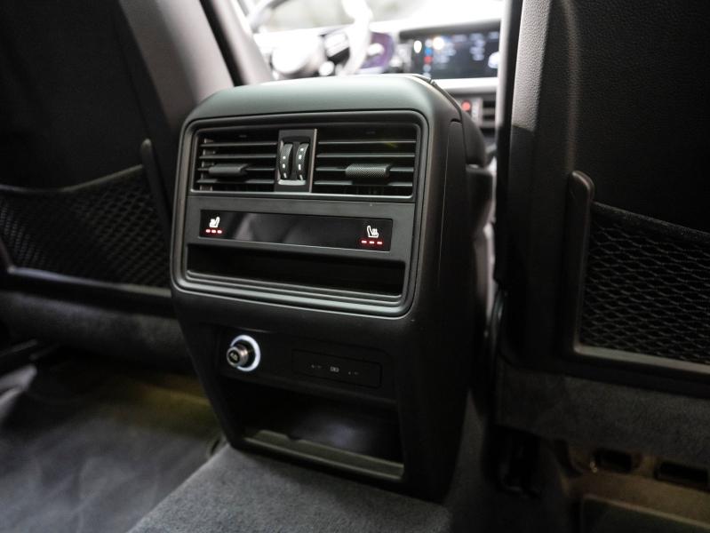 Voitures occasions PORSCHE Cayenne Coupe E-Hybrid Champagne-au-Mont-d'Or