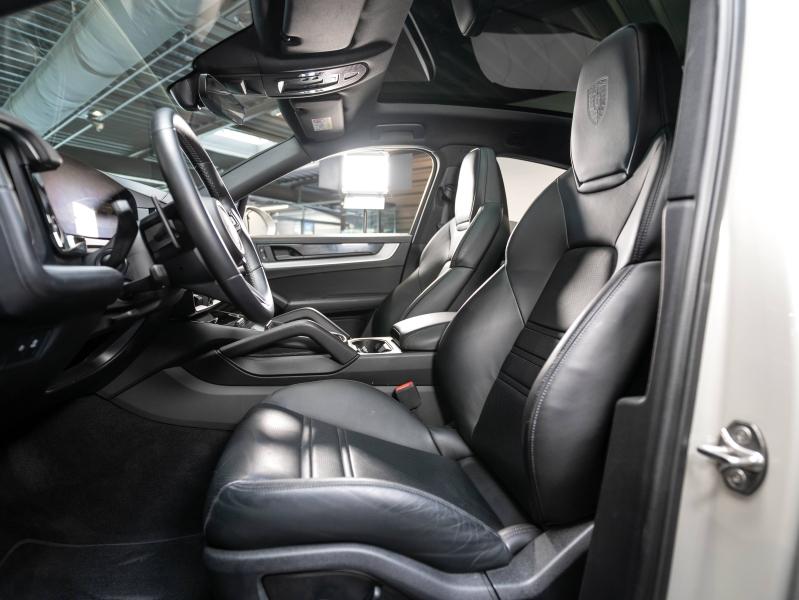 Voitures occasions PORSCHE Cayenne Coupe E-Hybrid Champagne-au-Mont-d'Or