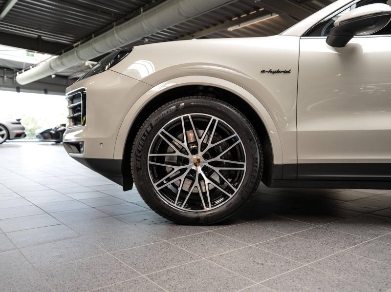 Voitures occasions PORSCHE Cayenne Coupe E-Hybrid Champagne-au-Mont-d'Or