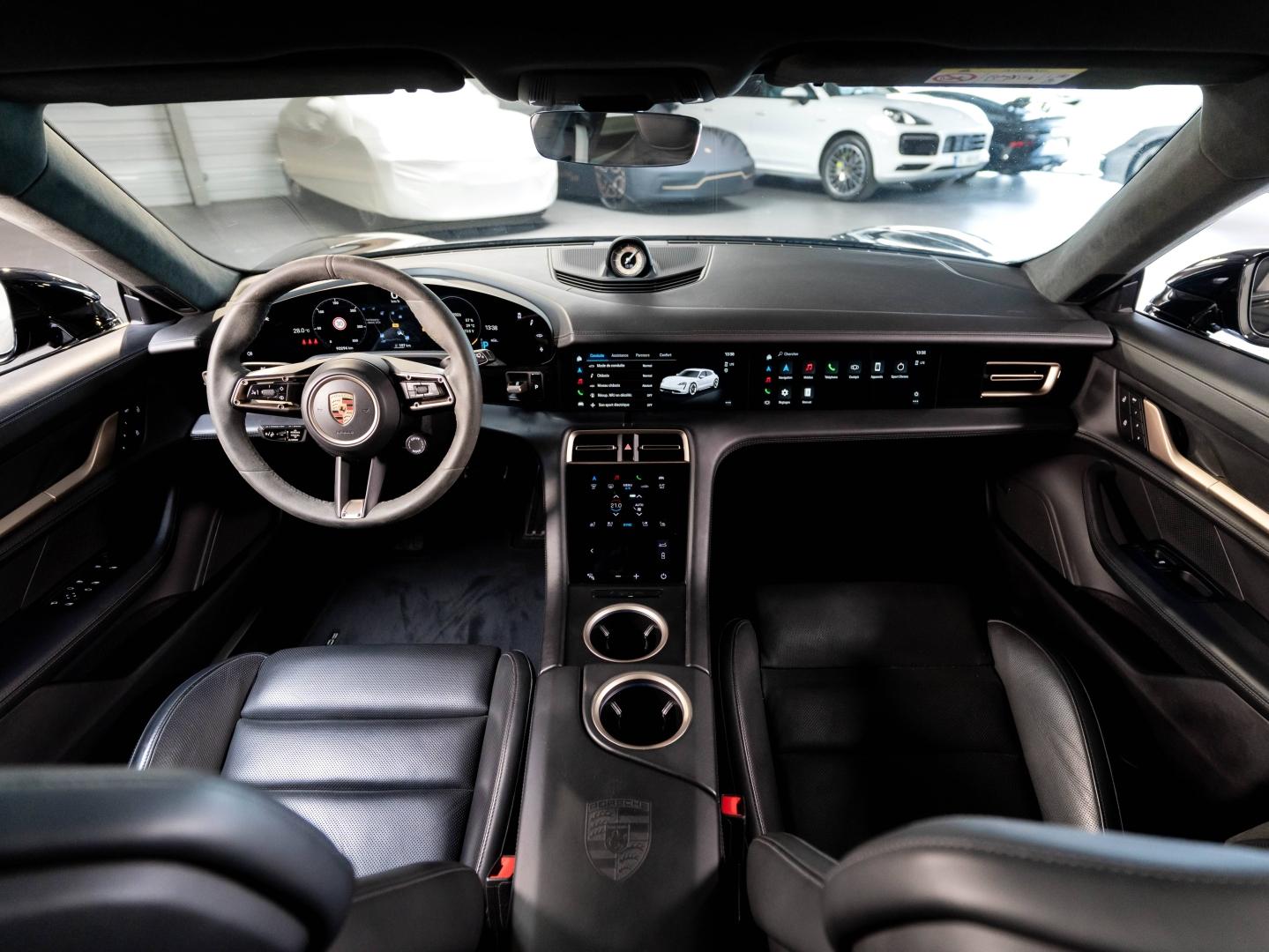 Voitures occasions PORSCHE Taycan Sport Turismo Turbo Champagne-au-Mont-d'Or