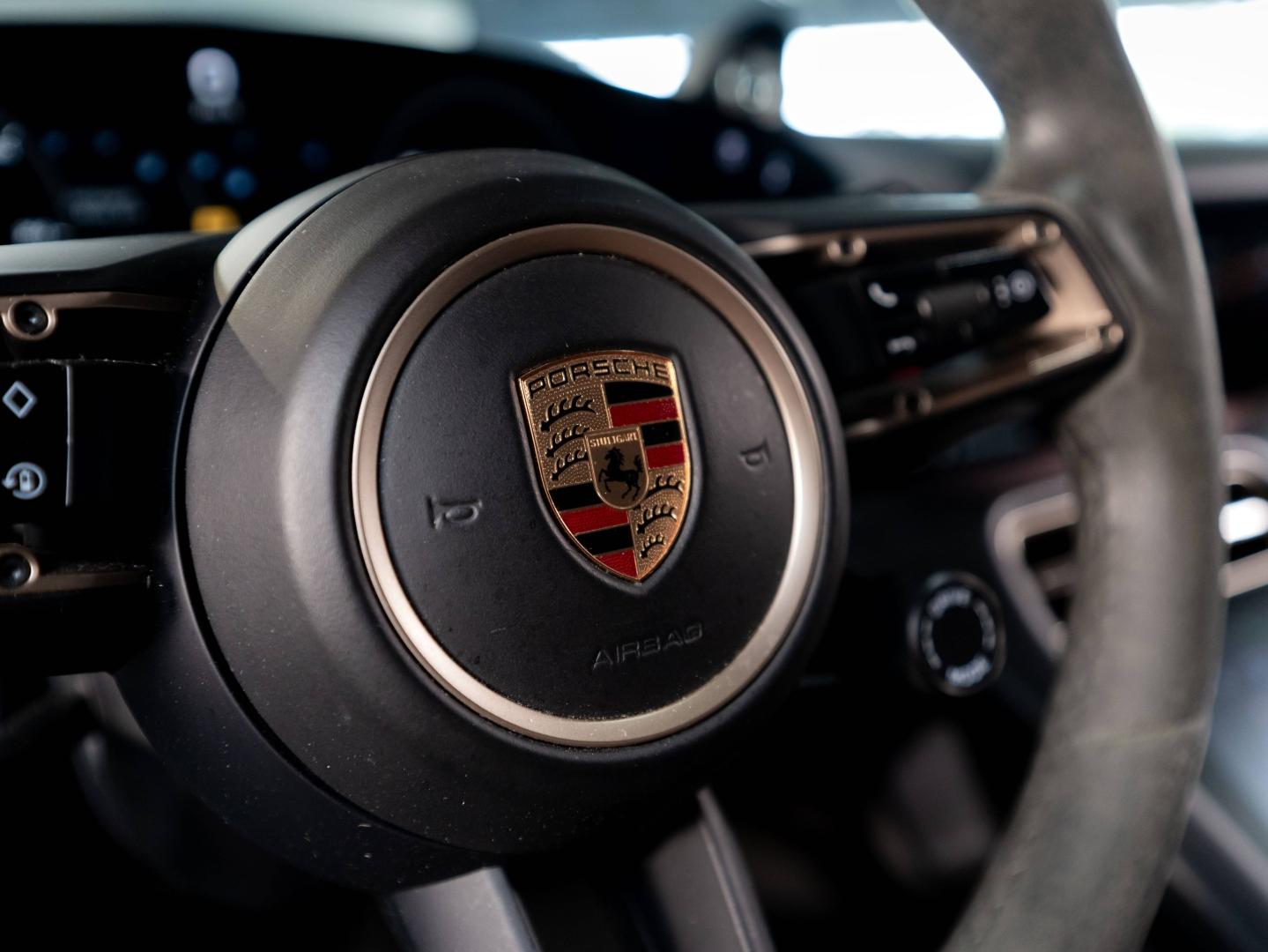 Voitures occasions PORSCHE Taycan Sport Turismo Turbo Champagne-au-Mont-d'Or