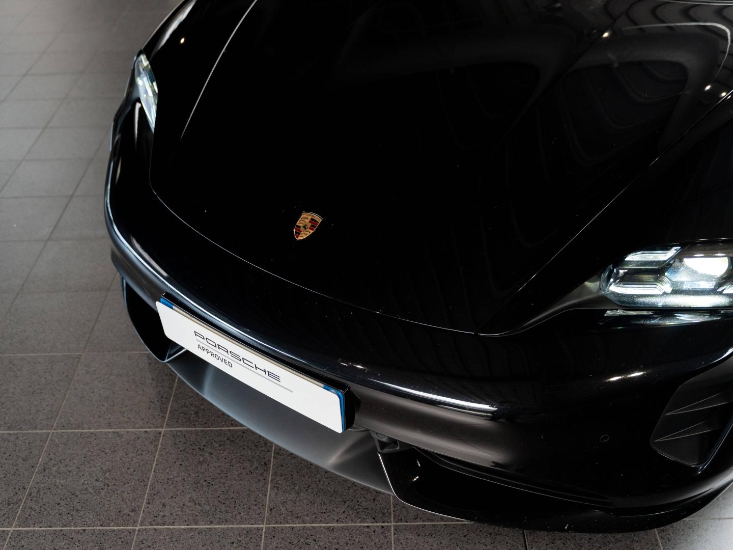 Voitures occasions PORSCHE Taycan Sport Turismo Turbo Champagne-au-Mont-d'Or