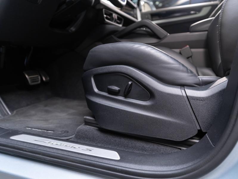 Voitures occasions PORSCHE Cayenne Coupe S E-Hybrid Champagne-au-Mont-d'Or