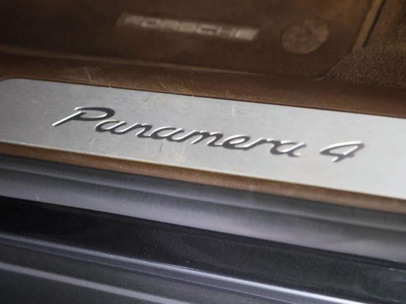 Voitures occasions PORSCHE PANAMERA 4 E-Hybrid Champagne-au-Mont-d'Or