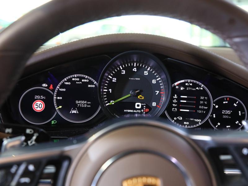 Voitures occasions PORSCHE PANAMERA 4 E-Hybrid Champagne-au-Mont-d'Or