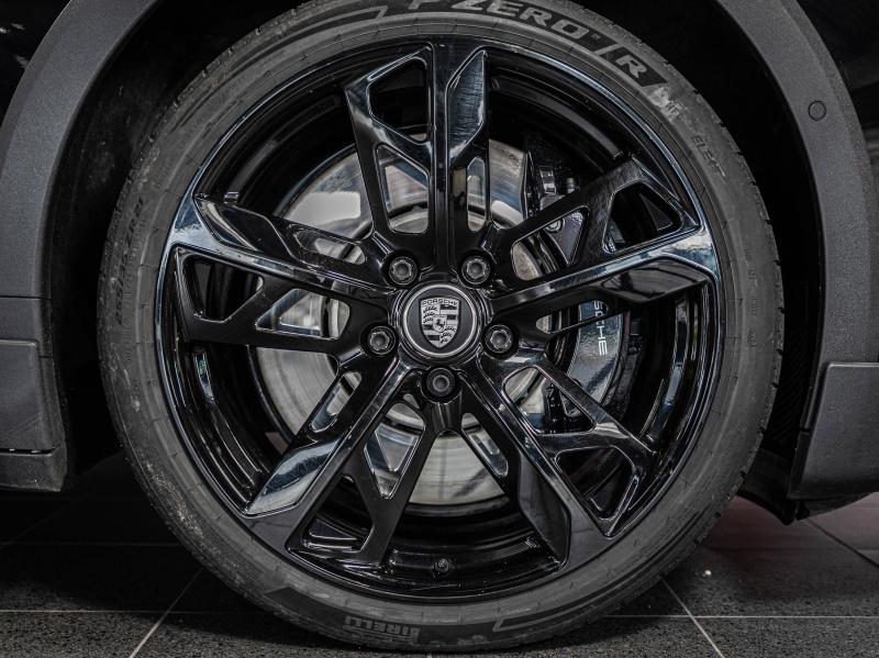 Voitures occasions PORSCHE Taycan Cross Turismo 4S Champagne-au-Mont-d'Or