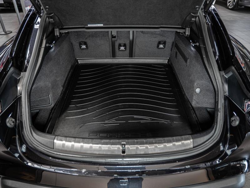 Voitures occasions PORSCHE Taycan Cross Turismo 4S Champagne-au-Mont-d'Or