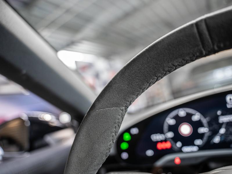 Voitures occasions PORSCHE Taycan Cross Turismo 4S Champagne-au-Mont-d'Or