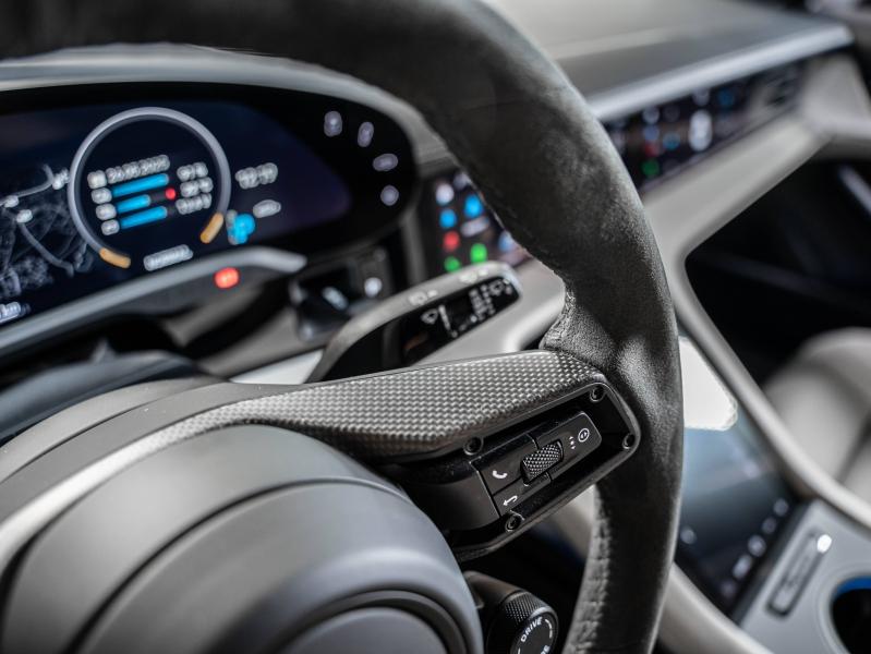 Voitures occasions PORSCHE Taycan Cross Turismo 4S Champagne-au-Mont-d'Or