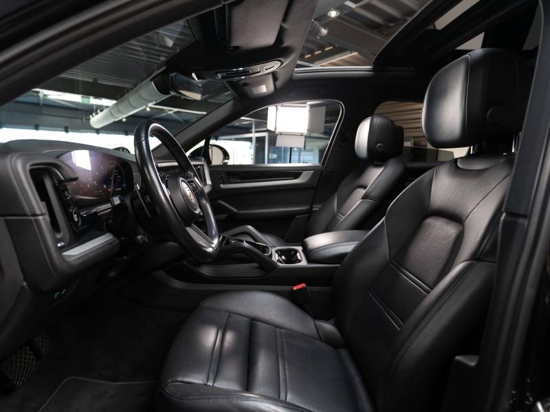 Voitures occasions PORSCHE CAYENNE E-Hybrid Champagne-au-Mont-d'Or