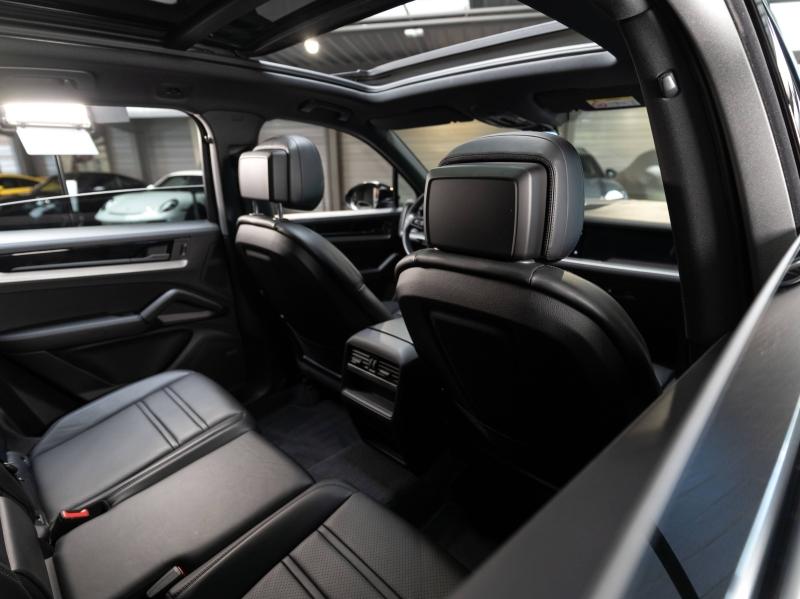 Voitures occasions PORSCHE CAYENNE E-Hybrid Champagne-au-Mont-d'Or