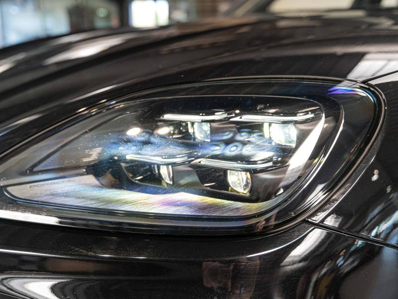 Voitures occasions PORSCHE CAYENNE E-Hybrid Champagne-au-Mont-d'Or