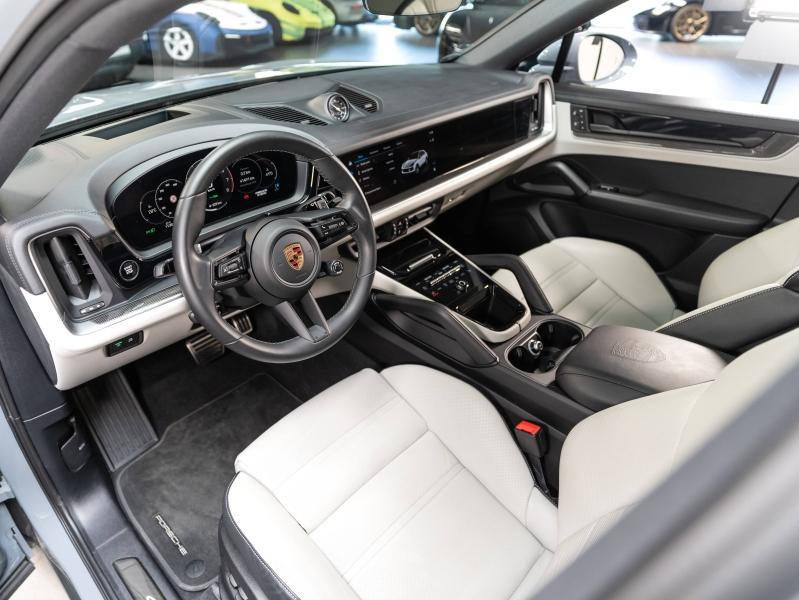 Voitures occasions PORSCHE Cayenne Coupe S E-Hybrid Champagne-au-Mont-d'Or