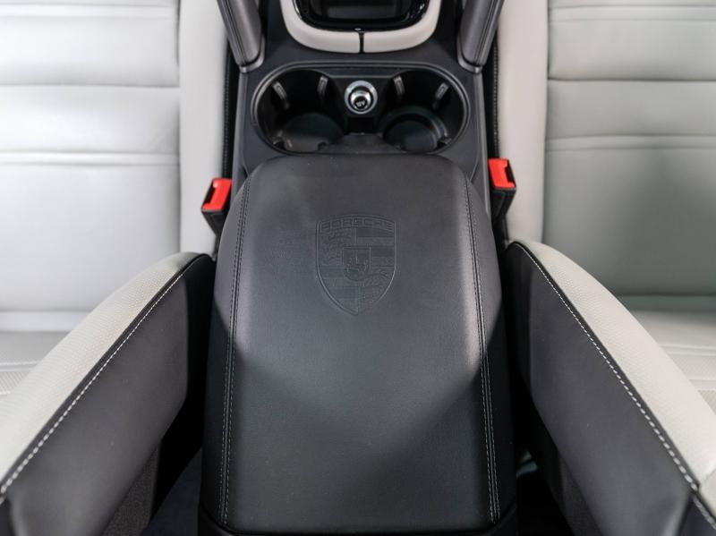 Voitures occasions PORSCHE Cayenne Coupe S E-Hybrid Champagne-au-Mont-d'Or