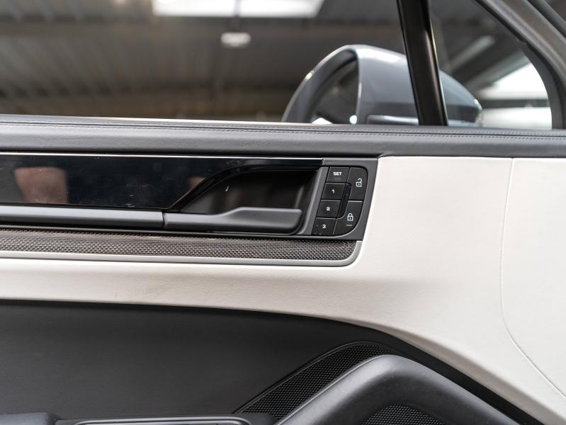 Voitures occasions PORSCHE Cayenne Coupe S E-Hybrid Champagne-au-Mont-d'Or