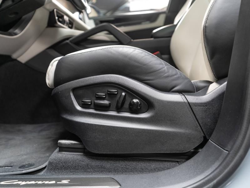 Voitures occasions PORSCHE Cayenne Coupe S E-Hybrid Champagne-au-Mont-d'Or