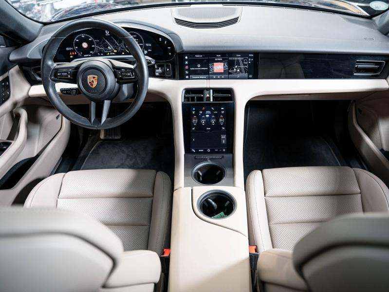 Voitures occasions PORSCHE Taycan Cross Turismo 4S Champagne-au-Mont-d'Or