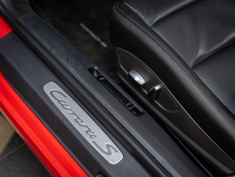 Voitures occasions PORSCHE 911 Coupe Carrera S Champagne-au-Mont-d'Or