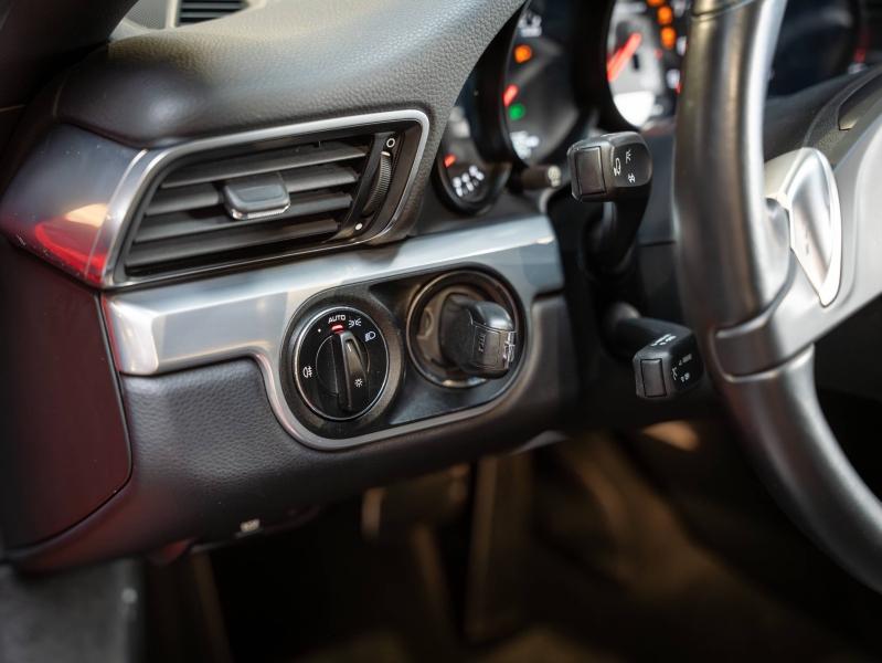 Voitures occasions PORSCHE 911 Coupe Carrera S Champagne-au-Mont-d'Or