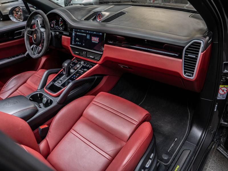 Voitures occasions PORSCHE CAYENNE E-Hybrid Champagne-au-Mont-d'Or