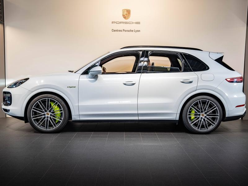 Voitures occasions PORSCHE CAYENNE Turbo S E-Hybrid Champagne-au-Mont-d'Or
