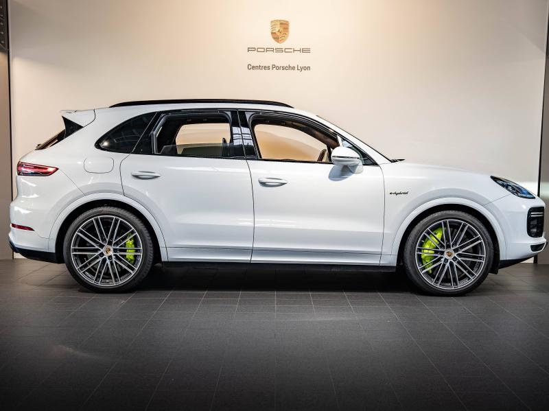 Voitures occasions PORSCHE CAYENNE Turbo S E-Hybrid Champagne-au-Mont-d'Or