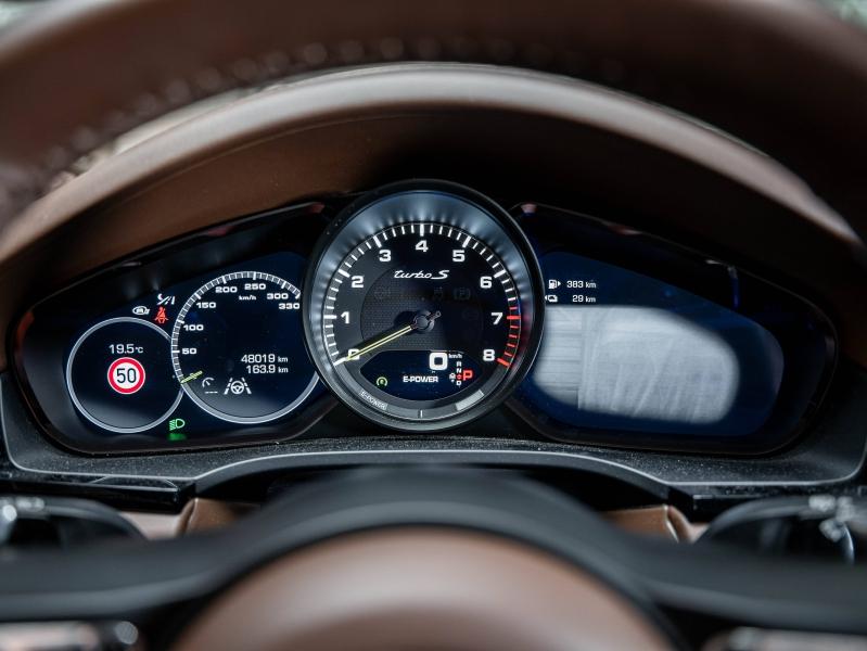 Voitures occasions PORSCHE CAYENNE Turbo S E-Hybrid Champagne-au-Mont-d'Or