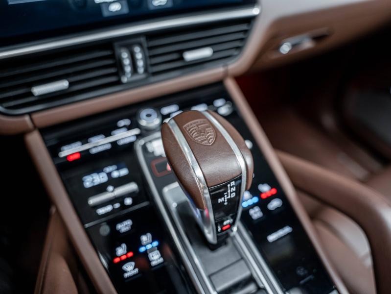 Voitures occasions PORSCHE CAYENNE Turbo S E-Hybrid Champagne-au-Mont-d'Or