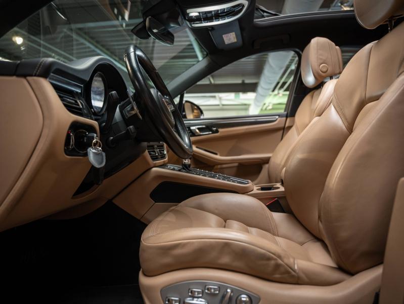Voitures occasions PORSCHE MACAN S Champagne-au-Mont-d'Or