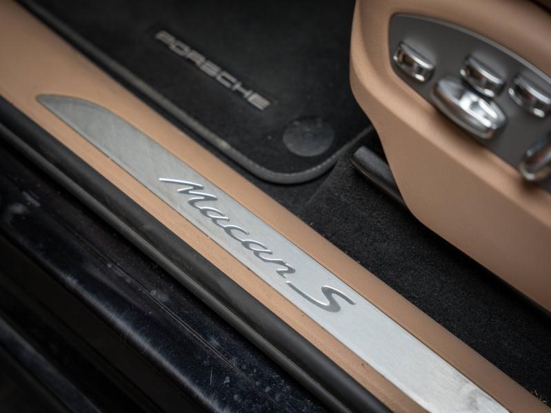 Voitures occasions PORSCHE MACAN S Champagne-au-Mont-d'Or