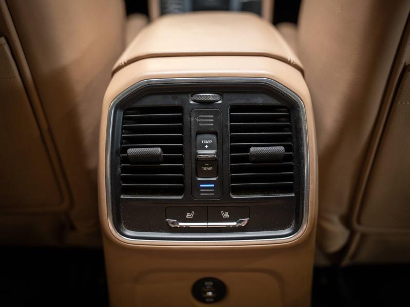 Voitures occasions PORSCHE MACAN S Champagne-au-Mont-d'Or