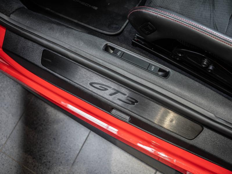 Voitures occasions PORSCHE 911 Coupe GT3 Champagne-au-Mont-d'Or