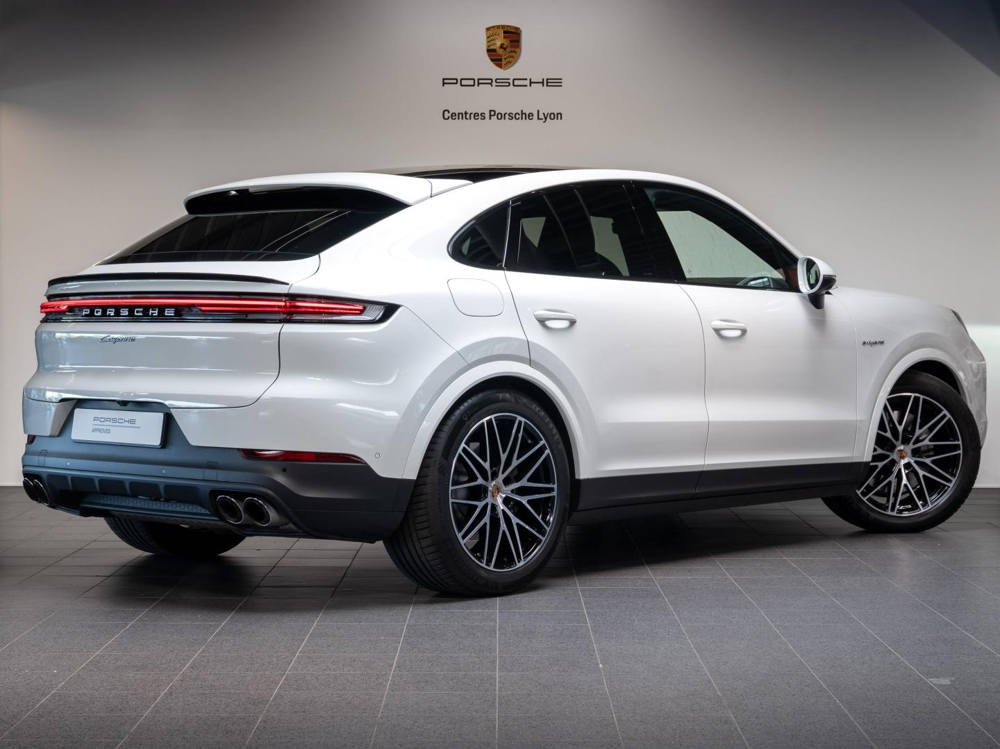 Voitures occasions PORSCHE Cayenne Coupe E-Hybrid Champagne-au-Mont-d'Or