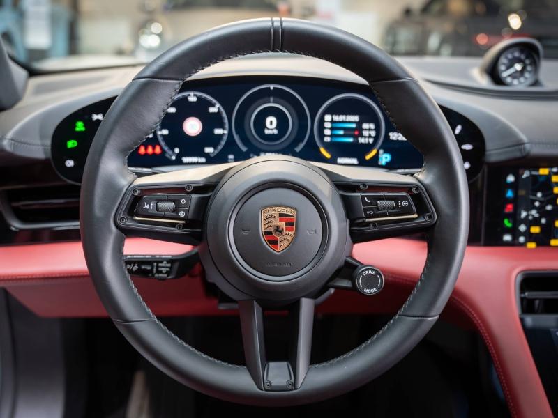 Voitures occasions PORSCHE Taycan Cross Turismo 4S Champagne-au-Mont-d'Or